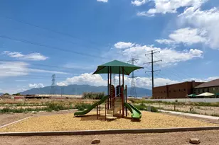 1533 S 920 W, Clearfield, UT 84015 - Photo 7