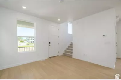 1533 S 920 W #127, Clearfield, UT 84015 - Photo 5