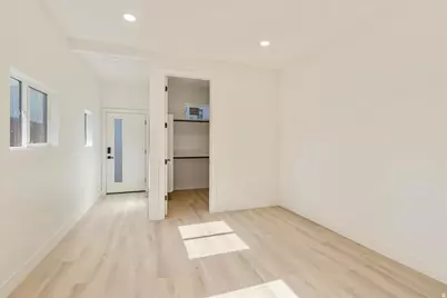 740 E 100 S, Salt Lake City, UT 84102 - Photo 23