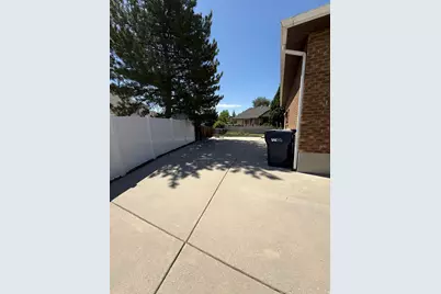 328 E Heather Ridge Cir, Sandy, UT 84070 - Photo 21