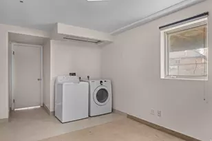 328 E Heather Ridge Circle, Sandy, UT 84070 - Photo 21