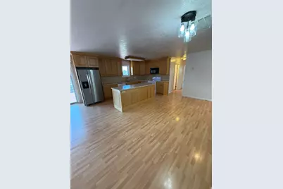 328 E Heather Ridge Cir, Sandy, UT 84070 - Photo 11