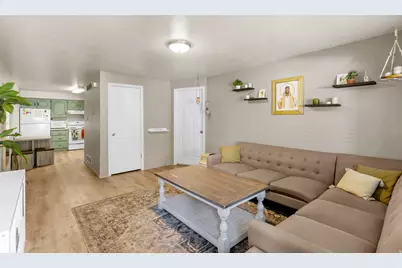 261 N 400 E #102, Provo, UT 84606 - Photo 3