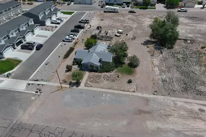 355 S Center St, Delta, UT 84624 - Photo 27