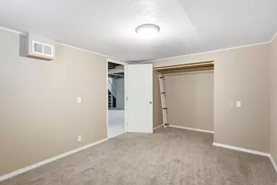 1925 S Main St, Bountiful, UT 84010 - Photo 25