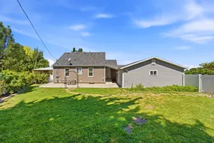 1925 S Main St, Bountiful, UT 84010 - Photo 33