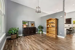 332 E Magellan Ln, Elk Ridge, UT 84651 - Photo 5