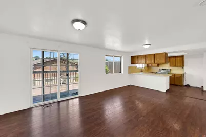 1453 S Valhalla Dr E, Clearfield, UT 84015 - Photo 5