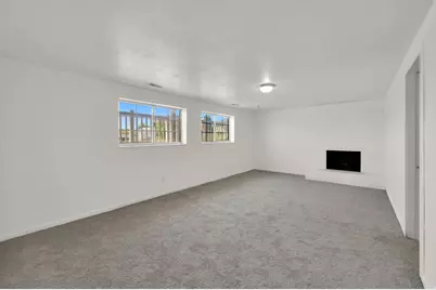 1453 S Valhalla Dr E, Clearfield, UT 84015 - Photo 19