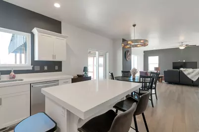 4633 E Golden Hills Loop, Eagle Mountain, UT 84005 - Photo 5