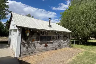 325 S 200 E, Glenwood, UT 84730 - Photo 21