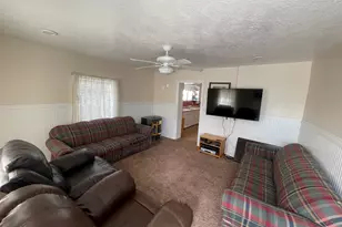 325 S 200 E, Glenwood, UT 84730 - Photo 9