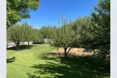 325 S 200 E, Glenwood, UT 84730 - Photo 23
