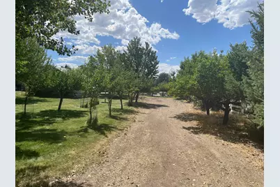 325 S 200 E, Glenwood, UT 84730 - Photo 5