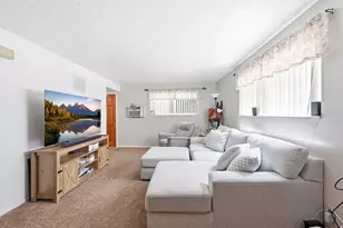 314 W Center St N, Bountiful, UT 84010 - Photo 9