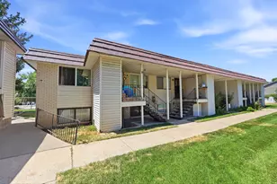 314 W Center St N, Bountiful, UT 84010 - Photo 7