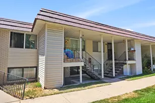 314 W Center St N, Bountiful, UT 84010 - Photo 7
