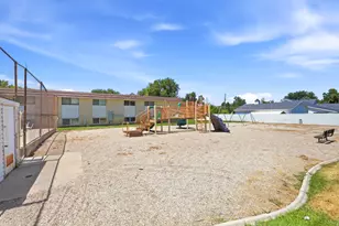 314 W Center St N, Bountiful, UT 84010 - Photo 23
