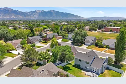 1478 W Crosspark Dr, Taylorsville, UT 84123 - Photo 27