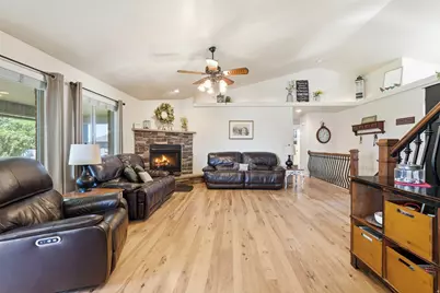 1477 N 1575 W, Clinton, UT 84015 - Photo 11