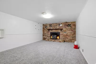 4142 S 4580 Rd W, West Valley, UT 84120 - Photo 15