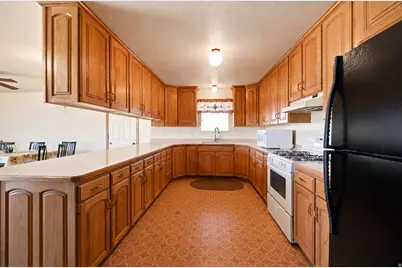 1125 S Sheep Ln, Nephi, UT 84648 - Photo 9