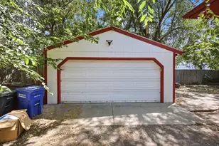 338 E 700 S, Salt Lake City, UT 84111 - Photo 25