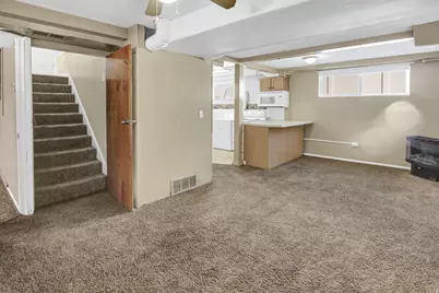 4385 S 250 W, Washington Terrace, UT 84405 - Photo 17