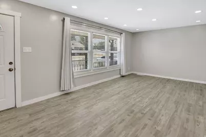4385 S 250 W, Washington Terrace, UT 84405 - Photo 3