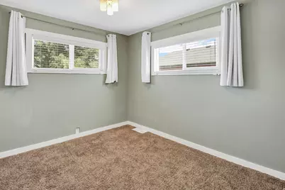 4385 S 250 W, Washington Terrace, UT 84405 - Photo 15