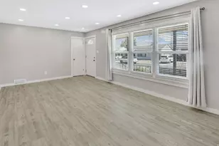 4385 S 250 W, Washington Terrace, UT 84405 - Photo 5