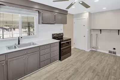 4385 S 250 W, Washington Terrace, UT 84405 - Photo 11
