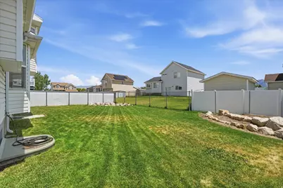 5576 S 4100 W, Roy, UT 84067 - Photo 33