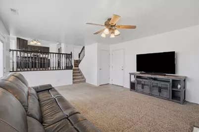 5576 S 4100 W, Roy, UT 84067 - Photo 17