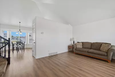 5576 S 4100 W, Roy, UT 84067 - Photo 5