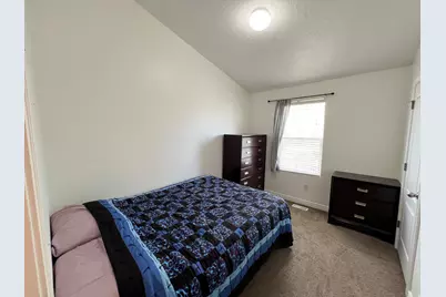 7966 N Dundee Dr, Eagle Mountain, UT 84005 - Photo 17