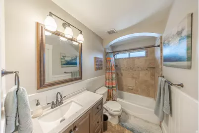 1062 S 2450 W, Syracuse, UT 84075 - Photo 25