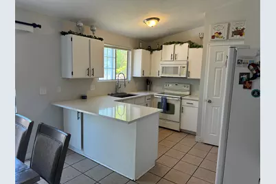 1542 W Crystal Ridge Dr S, West Jordan, UT 84084 - Photo 7