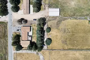 932 S 6800 E, Huntsville, UT 84317 - Photo 3