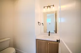 97 N Scarlet Maple Dr, Vineyard, UT 84059 - Photo 27