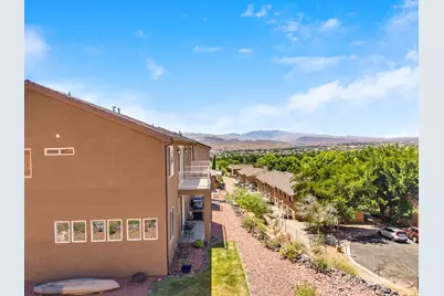 438 N Stone Mountain Dr, Saint George, UT 84770 - Photo 9