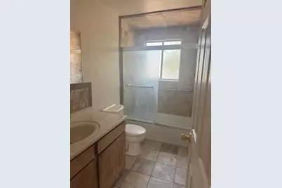 992 N 300 E, Orem, UT 84057 - Photo 3