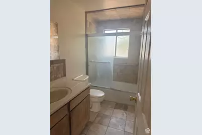 992 N 300 E, Orem, UT 84057 - Photo 3