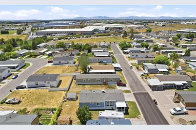 2491 Hwy 89 N #614, Pleasant View, UT 84404 - Photo 25