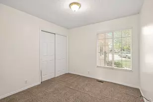 337 E Pavilion Circle, Saratoga Springs, UT 84045 - Photo 15