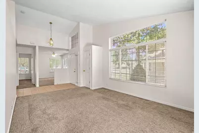 337 E Pavilion Cir, Saratoga Springs, UT 84045 - Photo 9
