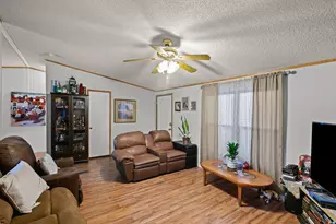 7032 W Apaloosa Dr N, West Valley, UT 84128 - Photo 9