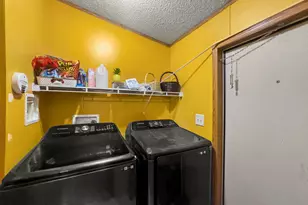 7032 W Apaloosa Dr N, West Valley, UT 84128 - Photo 23