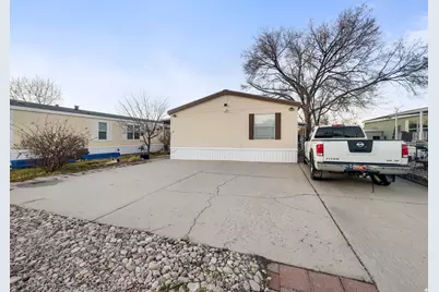 7032 W Apaloosa Dr N #24, West Valley, UT 84128 - Photo 27