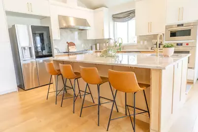 701 S Lake View Dr, Vineyard, UT 84058 - Photo 9